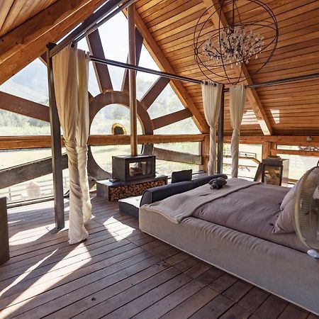 Hotel Inspiring Farm Sanctuary And Famous Painting Pig Franschhoek Exterior foto